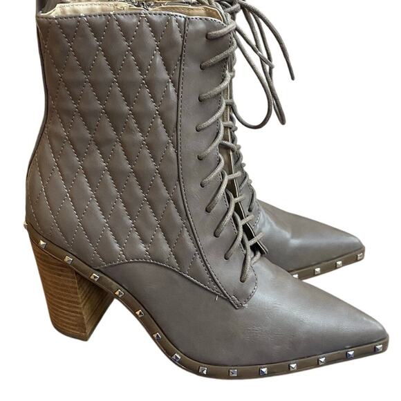 Charles David Women's Fashion Boots 7.5 Taupe Lace Up Point Toe NEW Block Heel - Picture 2 of 11